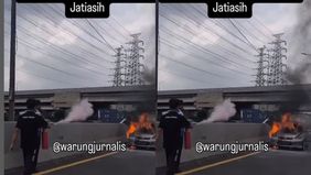 Kronologi : tiba-tiba terjadi penyalaan di kap mobil, satgas yang sedang melintas di TKP inisiatif melaporkan ke scc jakarta timur untuk meluncurkan unit dan personil.