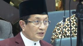 Menteri Agama (Menag) Nasaruddin Umar menekankan perlunya negara memberikan perlakuan setara bagi madrasah sebagaimana sekolah-sekolah negeri, terutama dalam aspek pendanaan dan penyediaan fasilitas pendidikan.
