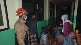 BNPB melaporkan bahwa hingga Rabu, 19 November 2025 malam, sebanyak 300 warga di Kabupaten Lumajang, Jawa Timur, telah dievakuasi menyusul meningkatnya aktivitas Gunung Semeru.