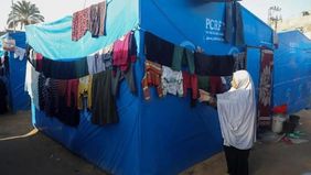 Duta Besar Palestina untuk Austria sekaligus Pengamat Tetap Palestina di PBB, Salah Abdel Shafi, mengungkapkan bahwa sekitar 80 persen wilayah Jalur Gaza luluh lantak, sementara lebih dari satu juta penduduk terpaksa tinggal di tenda-tenda darurat. 