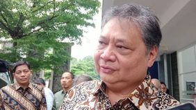 Menteri Koordinator Bidang Perekonomian Airlangga Hartarto memastikan pembangunan Ibu Kota Nusantara (IKN) tetap berjalan sesuai rencana meskipun Mahkamah Konstitusi (MK) membatalkan skema hak guna usaha (HGU) jangka panjang di kawasan tersebut.