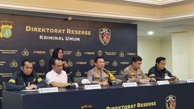 Direktorat Reserse Kriminal Umum Polda Metro Jaya menyampaikan bahwa anak berhadapan dengan hukum (ABH) yang diduga menjadi pelaku dalam insiden ledakan di SMAN 72 Jakarta masih belum dapat dimintai keterangan akibat kondisi kesehatannya.