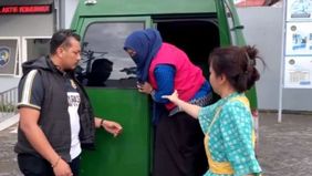 Penyidik Kejaksaan Negeri (Kejari) Sungguminasa, Kabupaten Gowa, menetapkan Kepala SMP Negeri 1 Pallangga, HS, sebagai tersangka dan menahannya terkait dugaan korupsi dana Bantuan Operasional Sekolah (BOS) periode 2018-2023 senilai lebih dari Rp1,37 