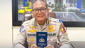 Korps Lalu Lintas (Korlantas) Polri menegaskan bahwa Buku Pemilik Kendaraan Bermotor (BPKB) dalam bentuk fisik masih sah digunakan meskipun saat ini sudah tersedia versi digital atau e-BPKB.