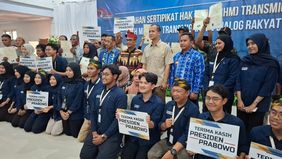 Menteri Transmigrasi, Muhammad Iftitah Sulaiman Suryanegara berharap para investor datang ke Kabupaten Muna, Sulawewi Tenggara. Hal ini berdasarlan hasil temuan Tim Ekspedesi Patriot yang dikirim ke daerah tersebut.