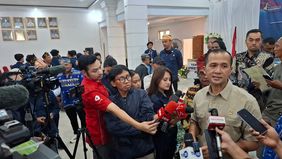Menteri Transmigrasi, Muhammad Iftitah Sulaiman Suryanegara mengungkapkan untuk memperbaiki rumah transmigrasi dari tipe 36 ke tipe 45. Hal ini bertujuan untuk memberikan ruang tinggal yang lebih nyaman