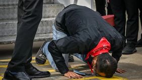 Kedutaan Besar Republik Indonesia (KBRI) di Yangon, Myanmar, mengonfirmasi bahwa sedikitnya 48 warga negara Indonesia (WNI) ditangkap otoritas setempat dalam operasi besar-besaran terhadap jaringan penipuan daring (online scam) yang digelar pekan ini