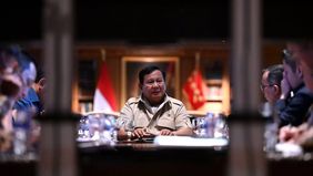 Presiden Prabowo Subianto menggelar pertemuan tertutup dengan sejumlah anggota Kabinet Merah Putih di kediamannya di Hambalang, Bogor, pada Minggu, 23 November 2025.