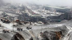 PT Freeport Indonesia menyampaikan bahwa tambang bawah tanah Grasberg Block Cave (GBC) dijadwalkan kembali beroperasi pada Maret 2026.
