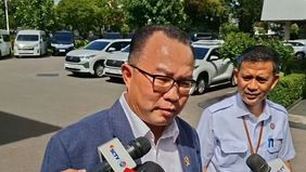 Presiden Prabowo Subianto memimpin rapat terbatas perdana bersama Kepala Badan Riset dan Inovasi Nasional (BRIN) Arif Satria, Senin, 24 November 2025, untuk membahas peran BRIN Daerah serta memperkuat kolaborasi riset dan inovasi.