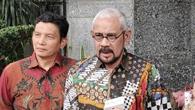 Kuasa hukum keluarga diplomat muda Kementerian Luar Negeri (Kemlu) RI, Arya Daru Pangayunan (ADP), Nicholay Aprilindo, mendesak Polda Metro Jaya menggelar perkara terkait kematian kliennya.