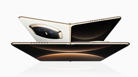 Huawei Mate X7 Tampil Lebih Tangguh Sekaligus Kaya Fitur.
