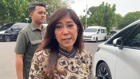 ementerian Komunikasi dan Digital menegaskan bahwa pembatasan akses media sosial bagi anak-anak dan remaja akan mulai diberlakukan pada Maret 2026. Menteri Komunikasi dan Digital Meutya Hafid menjelaskan bahwa kebijakan ini sebenarnya telah disahkan 