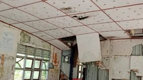 Gempa bumi berkekuatan magnitudo 6,5 yang mengguncang Kabupaten Simeulue, Aceh, memicu kerusakan fasilitas publik serta menyebabkan sedikitnya 12 warga mengalami luka-luka, menurut laporan Badan Nasional Penanggulangan Bencana (BNPB) pada Kamis, 27 N