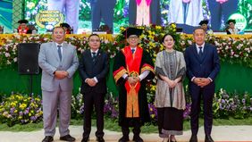 Adies Kadir menerima gelar profesor kehormatan bidang hukum