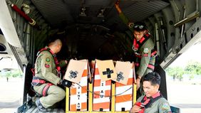 TNI kembali mengerahkan operasi udara untuk mempercepat distribusi bantuan ke wilayah terdampak banjir di Tapanuli Utara