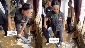 Utusan Khusus Presiden untuk Pariwisata dan Ekonomi Kreatif, Zita Anjani, kembali menjadi perbincangan hangat warganet. Bukan karena agenda kerja atau program pengembangan pariwisata, melainkan akibat sebuah video yang memperlihatkan dirinya mengepel