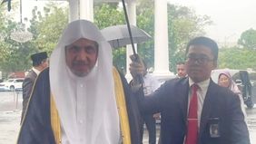 Sekretaris Jenderal Liga Muslim Dunia, Syekh Mohammed bin Abdulkarim Al-Issa, mendatangi Kompleks Istana Kepresidenan di Jakarta pada Kamis siang untuk melakukan pertemuan dengan Presiden Prabowo Subianto.