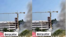 Telah terjadi kebakaran sebuah rumah di Jalan Pesing Poglar Cengkareng Jakarta Barat, Jumat siang (05/12/2025)