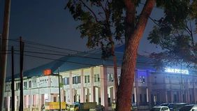 Prioritas penyalaan listrik terus dikebut PLN dalam penanganan kondisi bencana di Aceh Tamiang. Rumah Sakit Umum Daerah (RSUD) Muda Sedia, Aceh Tamiang yang menjadi pusat layanan kesehatan korban bencana berhasil menyala pada Kamis, 4 Desember 2025.