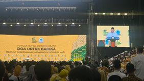 Ketua Umum Partai Gerindra sekaligus Presiden RI, Prabowo Subianto, menghadiri acara Puncak HUT ke-61 Partai Golkar di Istora Senayan, Jakarta, Jumat, 5 Desember 2025.