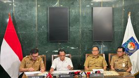 Menteri Dalam Negeri (Mendagri) Tito Karnavian mengeluarkan surat edaran (SE) yang berisi larangan bagi seluruh kepala daerah untuk melakukan perjalanan ke luar negeri hingga 15 Januari. 