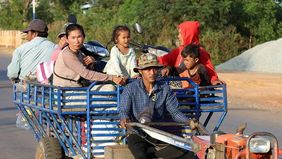 Jumlah korban jiwa akibat serangan artileri dari pihak militer Thailand di wilayah perbatasan kembali bertambah. Kementerian Pertahanan Kamboja pada Selasa mengonfirmasi bahwa tujuh warga sipil tewas dan 20 orang lainnya mengalami luka-luka.