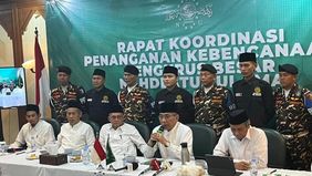 Rapat Pleno Pengurus Besar Nahdlatul Ulama (PBNU) yang sedianya dilaksanakan pada Kamis siang akhirnya tidak dapat berlangsung. Ketidakhadiran Rais Aam PBNU, Miftachul Akhyar, membuat forum tersebut harus ditunda demi mematuhi ketentuan dalam AD/ART 