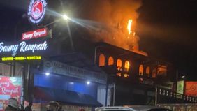 Kebakaran Hanguskan Lampoh Coffee and Resto di BSD, Kerugian Ditaksir Capai Rp 2 Miliar rumah makan khas Aceh, Lampoh Coffee and Resto, di Jalan Ciater Barat, BSD, Rawabuntu, dilalap api pada Rabu, 10 Desember 2025 malam. Kebakaran yang terjadi sekit