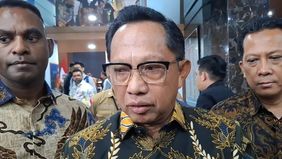 Menteri Dalam Negeri Muhammad Tito Karnavian menerbitkan Surat Edaran (SE) Nomor 900.1.1/9772/SJ tentang Penggunaan Bantuan Pemerintah Pusat dan Bantuan Keuangan Pemerintah Daerah serta Pergeseran Anggaran pada APBD Daerah Bencana.