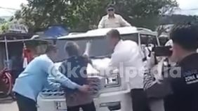 Peristiwa ini terjadi saat Presiden Prabowo Subianto melakukan kunjungan ke korban bencana di Sumatra