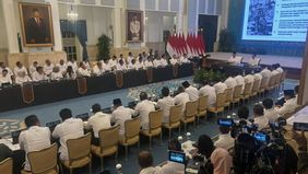 Prabowo Subianto mengingatkan adanya potensi penyebaran informasi keliru dan provokasi di tengah penanganan bencana