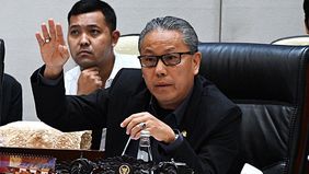 Wakil Ketua Komisi XI DPR RI, Dolfie Othniel Frederic Palit, menegaskan pentingnya sinergi kebijakan antar kementerian dan lembaga agar setiap regulasi yang diterbitkan mampu menciptakan nilai tambah ekonomi serta sejalan dengan agenda pembangunan na