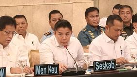 Sekretaris Kabinet Teddy Indra Wijaya membuka Sidang Kabinet Paripurna (SKP) dengan menayangkan sejumlah video yang memperlihatkan jembatan Bailey di beberapa wilayah terdampak bencana di Pulau Sumatra yang telah selesai dibangun.