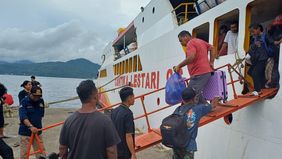 Kementerian Perhubungan melalui Direktorat Jenderal Perhubungan Laut kembali menyediakan 17.239 tiket kapal laut gratis yang tersebar pada 55 ruas pelayaran pada periode Natal 2025 dan Tahun Baru 2026. 