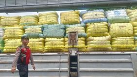 Direktorat Tindak Pidana Ekonomi Khusus (Dittipideksus) Bareskrim Polri mengungkap adanya bakteri berbahaya pada pakaian bekas impor ilegal yang berasal dari jaringan Korea Selatan&ndash;Bali. Kasus tersebut melibatkan dua tersangka berinisial ZT dan SB.