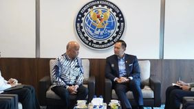 Menteri Koordinator Bidang Infrastruktur dan Pembangunan Kewilayahan (Menko IPK) Agus Harimurti Yudhoyono (AHY) membahas penanganan bencana di Sumatera saat menerima kunjungan Ketua Umum Persatuan Insinyur Indonesia (PII), Ilham Akbar Habibie.