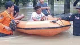 Badan Penanggulangan Bencana Daerah (BPBD) Provinsi Banten menangani serangkaian bencana hidrometeorologi yang terjadi di empat wilayah sejak 17 hingga 18 Desember 2025. Bencana tersebut meliputi banjir, angin kencang, tanah longsor dan pohon tumbang