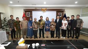 Kedatangan delegasi Promosi Perdagangan Indonesia-Guangdong (PPIG) di Kantor Kementerian Transmigrasi (Kementrans), Kalibata, Jakarta, 18 Desember 2025, disambut hangat oleh Wakil Menteri Transmigrasi Viva Yoga Mauladi. Kedatangan delegasi yang dipim