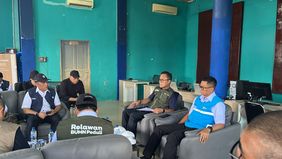 Danantara Indonesia bersama Badan Pengaturan Badan Usaha Milik Negara (BP BUMN) mengerahkan 1.066 relawan serta dukungan 109 armada truk pembawa bantuan kemanusiaan.