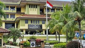 Pelaksanaan rapat evaluasi kinerja Organisasi Perangkat Daerah (OPD) Pemerintah Kabupaten Tangerang di Bandung mendadak menjadi sorotan publik. Bukan hanya karena digelar di luar daerah, tetapi juga lantaran total anggarannya yang disebut-sebut menem