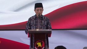 Menteri Agama (Menag) Nasaruddin Umar menegaskan bahwa ketenangan dan kedamaian hidup tidak bisa dibeli dengan kemewahan materi, melainkan hanya dapat diperoleh melalui kedekatan dengan Tuhan. Hal tersebut disampaikannya saat memberikan sambutan dala