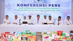 Badan Pengawas Obat dan Makanan (BPOM) RI kembali menyoroti peredaran pangan ilegal menjelang perayaan Natal dan Tahun Baru (Nataru). Dalam intensifikasi pengawasan Nataru 2025, BPOM mencatat lonjakan signifikan temuan produk pangan ilegal, baik dari