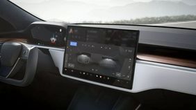 Studi Ungkap Dampak Serius Layar Sentuh Mobil Terhadap Keselamatan Berkendara.