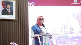 Menteri Pemberdayaan Perempuan dan Perlindungan Anak (PPPA) Arifah Fauzi meminta perempuan Indonesia untuk meyakini bahwa mereka adalah sosok tangguh, kuat, dan berdaya, sehingga berani mewujudkan cita-citanya.