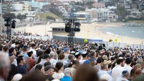 Dua pria yang didakwa membunuh 15 orang dalam penembakan massal di Pantai Bondi, Sydney, Australia, melakukan pelatihan senjata api di sebuah lokasi pedesaan dan merekam video terkait rencana serangan tersebut, menurut lembar fakta kepolisian.