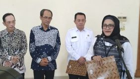 Pemerintah Provinsi (Pemprov) Daerah Istimewa Yogyakarta (DIY) menetapkan Upah Minimum Provinsi (UMP) Tahun 2026 sebesar Rp2.417.495. Angka tersebut naik 6,78 persen atau bertambah Rp153.414,05 dibandingkan UMP tahun sebelumnya.