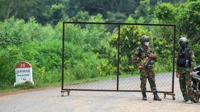 Pejabat militer Thailand dan Kamboja merampungkan perundingan awal pada Rabu dalam upaya merumuskan dasar menuju gencatan senjata permanen, dengan pemerintah Thailand menyampaikan tiga syarat utama sebagai prasyarat penghentian serangan.