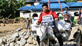 Satu bulan setelah bencana melanda sejumlah wilayah di Aceh, Sumatra Utara, dan Sumatra Barat, upaya pemulihan masih terus berjalan. Di tengah tantangan akses dan infrastruktur, Pertamina terus hadir memberikan bantuan kemanusiaan.
