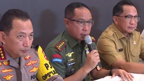 Panglima TNI Jenderal Agus Subiyanto mengatakan TNI melakukan operasi pascabencana berskala besar untuk mempercepat pemulihan bencana di Aceh, Sumatra Utara, dan Sumatra Barat.